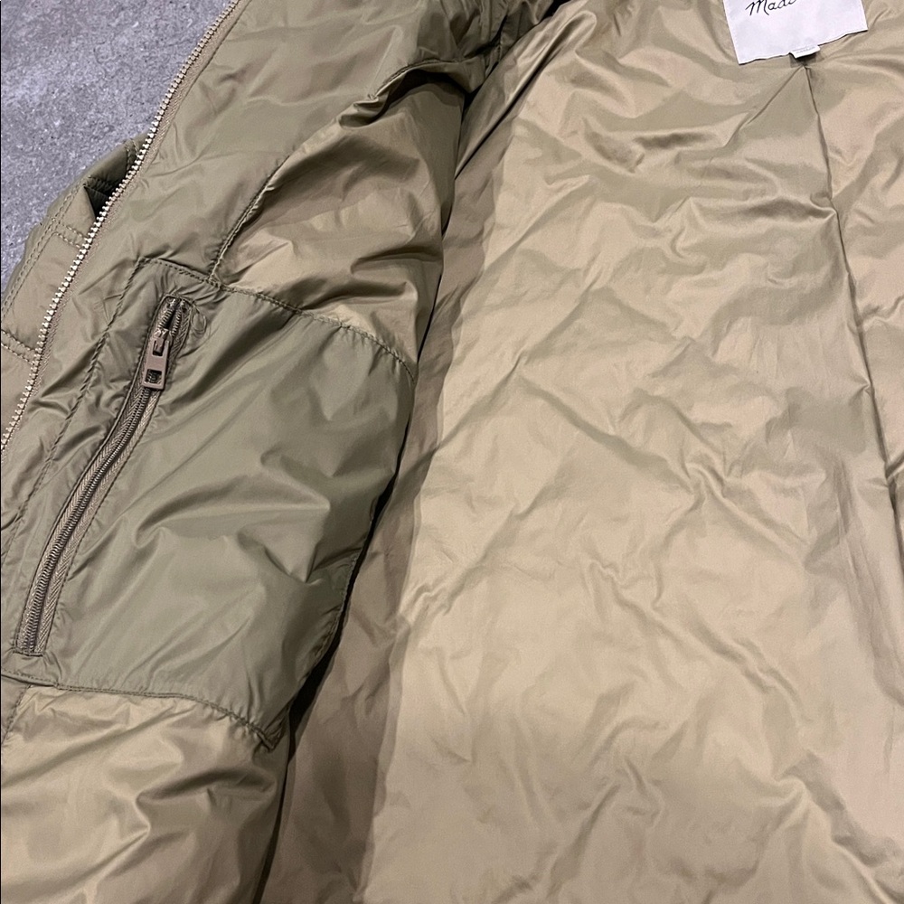 Madewell Airpuff Quilted Packable Puffer Jacket - Picture 10 of 11
